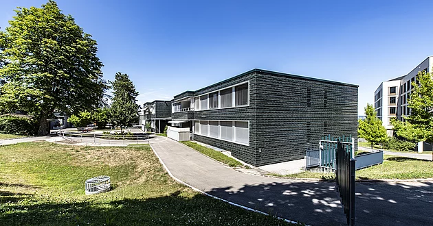 Gebäude Haus C von hinten