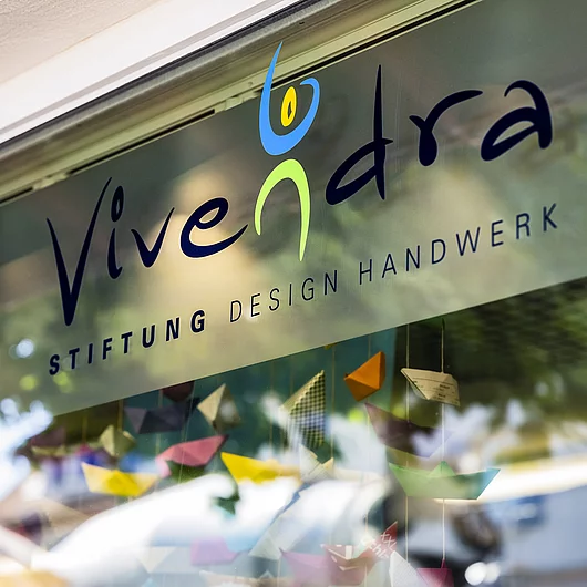 SunneLade Aussenansicht Eingangsbereich