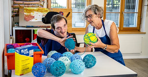 [Bitte in "Einfache Sprache" übersetzen:] 