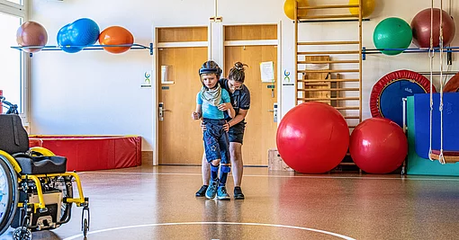 Physiotherapie mit Menschen