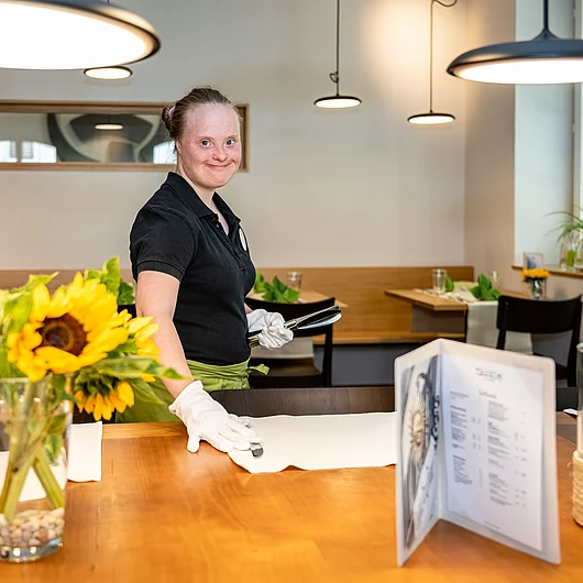 Gasthaus zur Sonne Aufdecken Luna