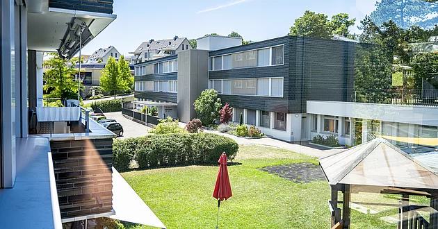 Gebäude Haus A C Hauseingang Tafeln