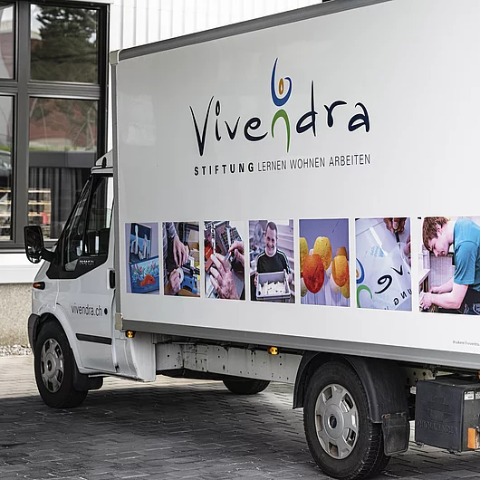 Gravuren Buttons ohne Menschen Fahrzeug Beschriftungen